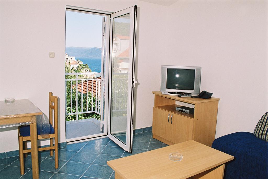 Apartments Mediteraneo كليك المظهر الخارجي الصورة
